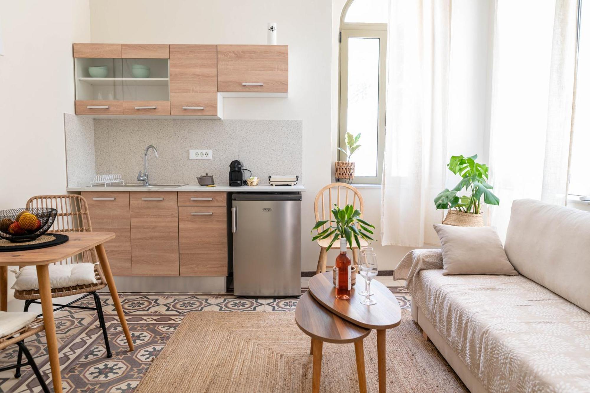 Kosnian City Suites Екстер'єр фото