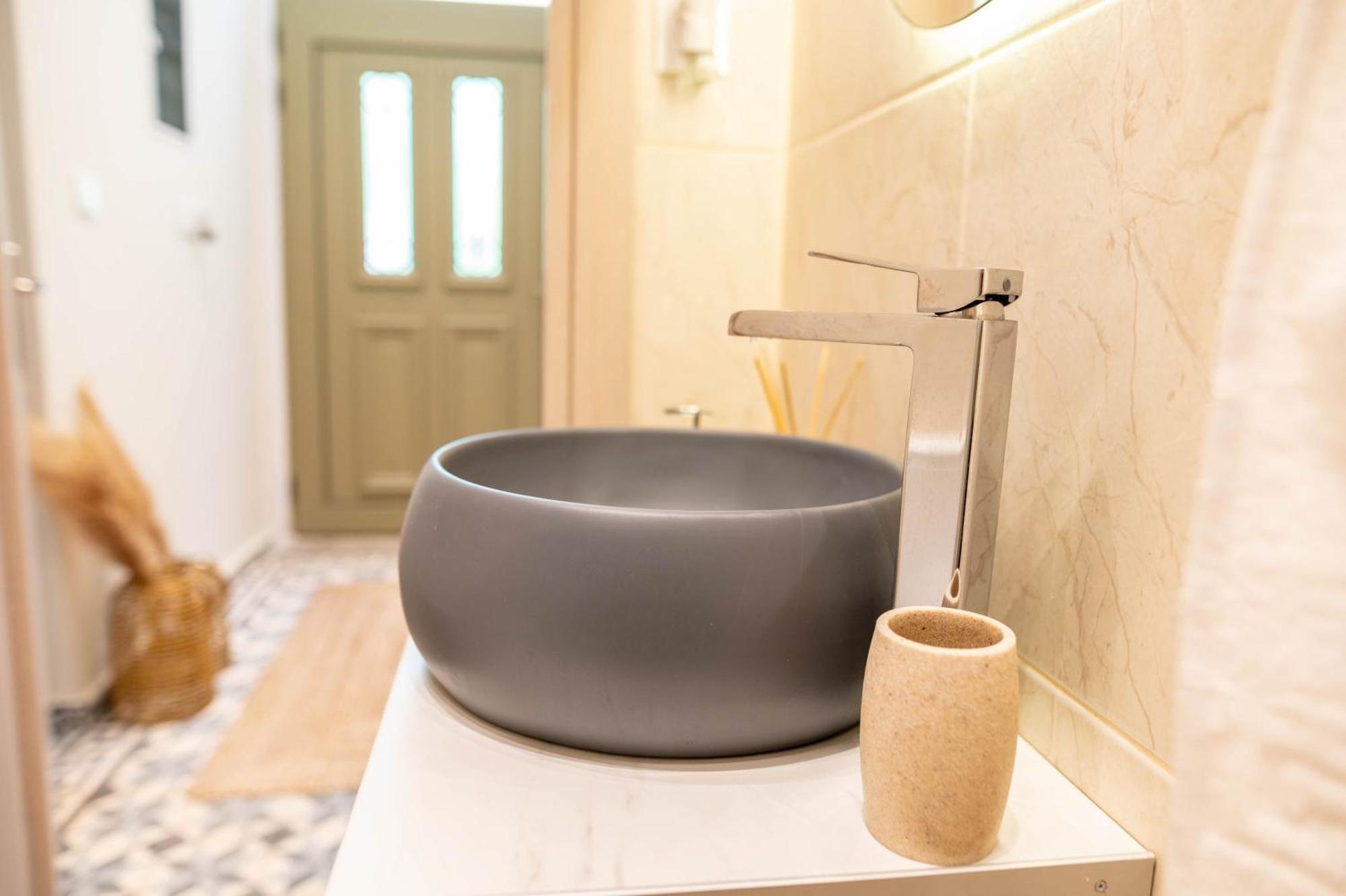 Kosnian City Suites Екстер'єр фото